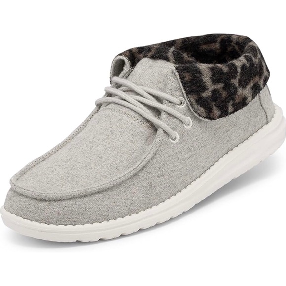 britt cream cheetah hey dude